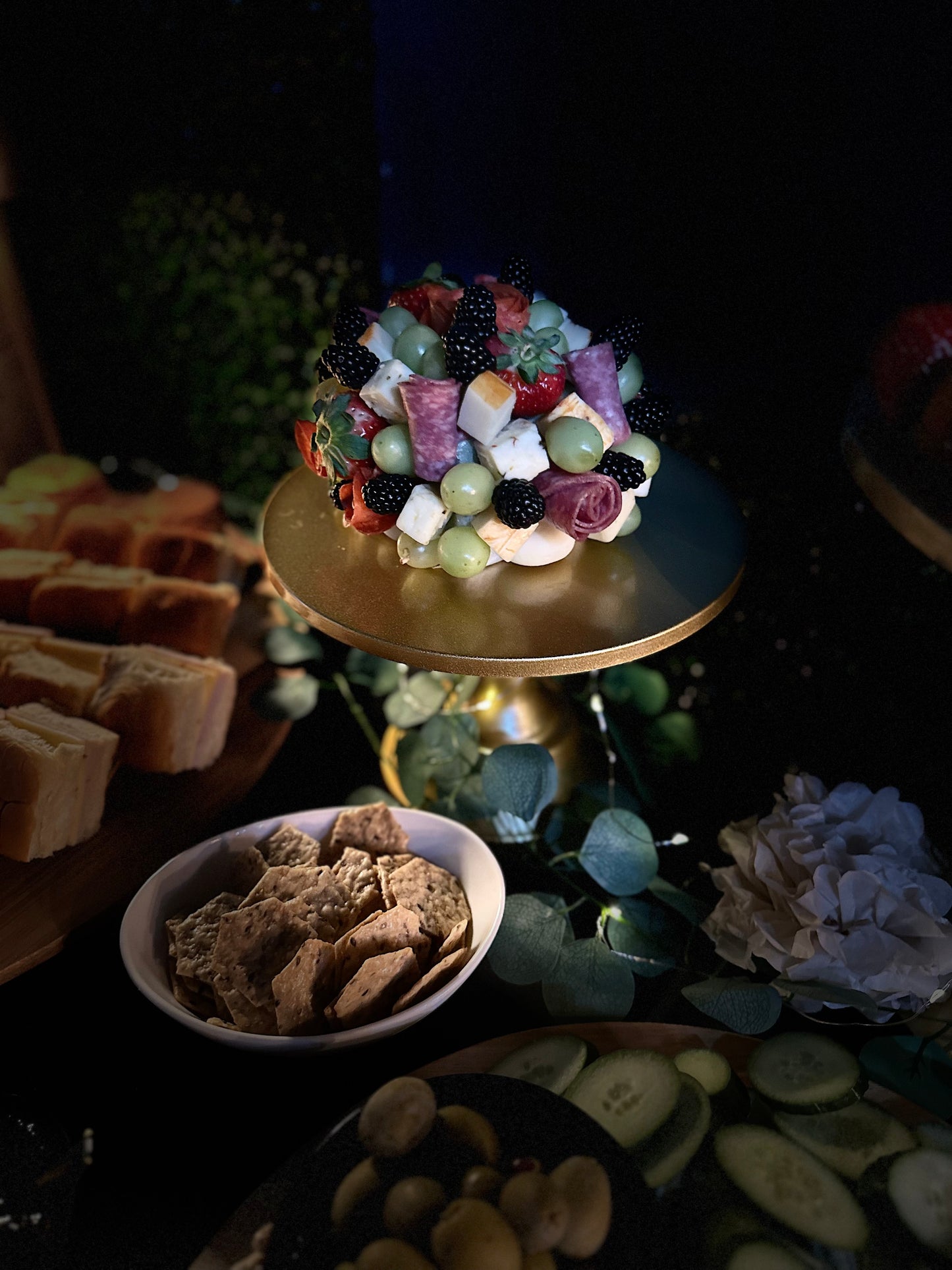 Mini Luxe Graze Topper